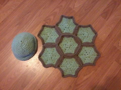 Some of my crocheted Items...Just a few.-complet-turtle-blanket-jpg