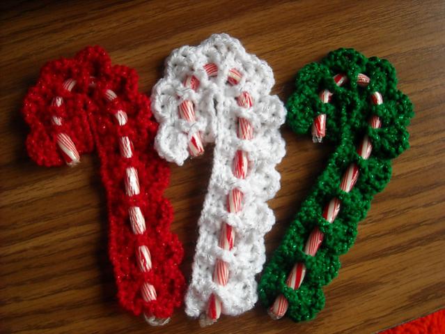 10 Last Minute Christmas Crochet Patterns-candy-cane-jpg