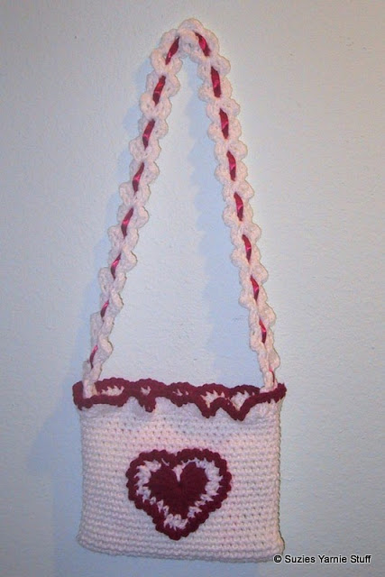 Valentine Purse (English Crochet Pattern)-valentine-purse-shot-jpg