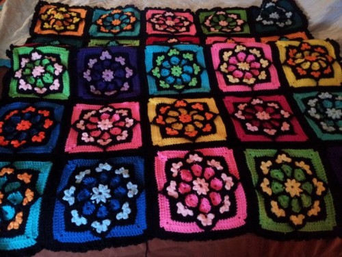 Stained Glass Afghan Square - Tutorial-stainedglassafghansquare-jpg