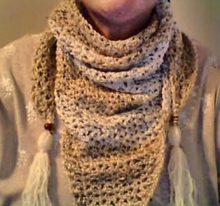 This is actually the 2nd thing I made, I said 2 things were in my previous post but-tri-beaded-tassle-scarf-worn-1-jpg
