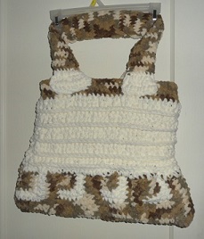 Found a good pattern for my heavy yarn-mitered-mini-bag-jpg
