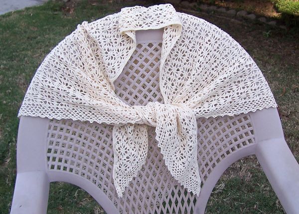 Request - McCalls 14289 Shawl Pattern-thumb-1341806014137-thread_crochet_spider_web_shawl_2-jpg