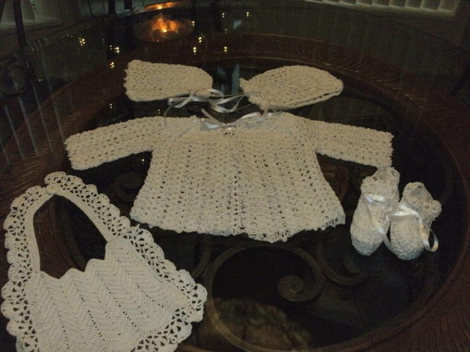 chergram - do you do thread crochet?-christening-set-jpg