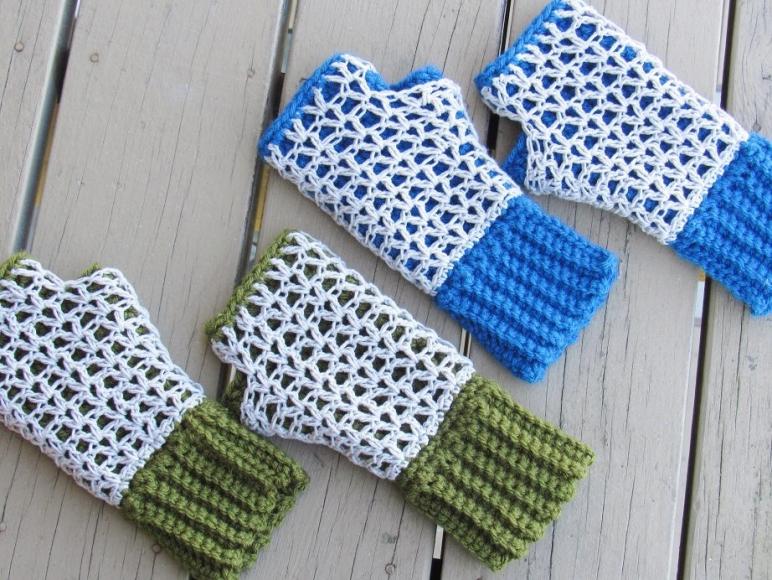 Lovely Fingerless Mittens Pattern-fingerless-gloves-mittens-crochet-pattern-jpg