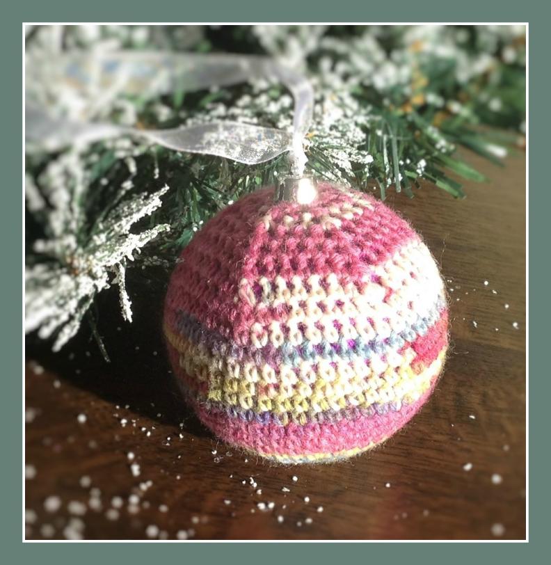 Free Pattern - Sock Yarn Christmas Baubles-crochet-bauble001-jpg