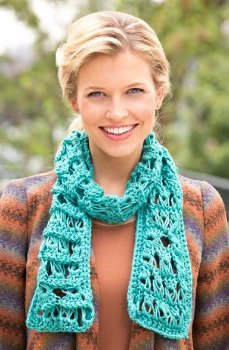 Turquoise Broomstick Scarf: Free Crochet Pattern (English)-turquoise-broomstick-scarf-free-crochet-pattern-jpg