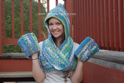 Scoodie Hooded Scarf With Pockets: Free Crochet Pattern (English)-scoodie-hooded-scarf-pockets-free-crochet-pattern-jpg