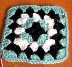 Basic Granny Square 2 Free Crochet Pattern (English)-basic-granny-square-2-free-crochet-pattern-jpg