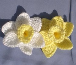 Daffodils of Spring Free Crochet Pattern (English)-daffodils-spring-free-crochet-pattern-jpg
