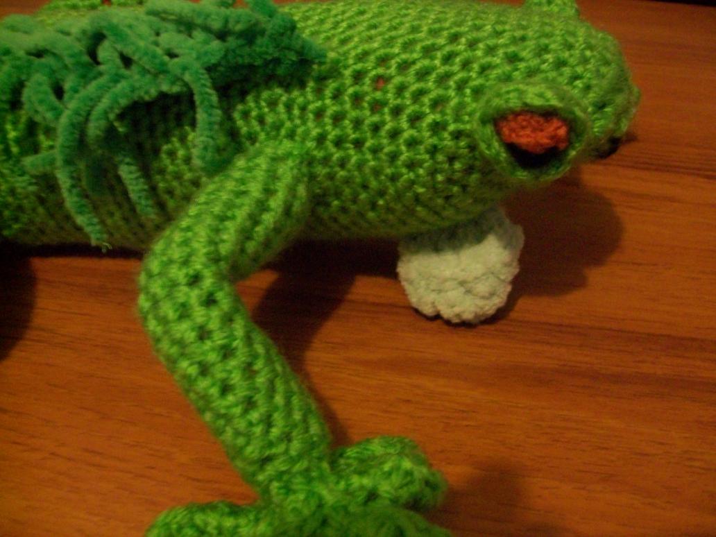 Finished the iguana-crocheted-iguana-006-jpg