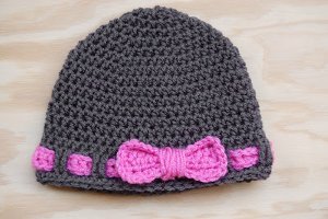 Belted Bow Baby Hat Free Crochet Pattern (English)-belted-bow-baby-hat-free-crochet-pattern-jpg
