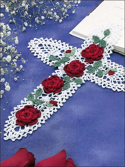Pineapple Cross with Red Roses Free Crochet Pattern (English)-pineapple-cross-red-roses-free-crochet-pattern-jpg