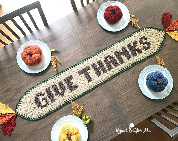 Crochet Thanksgiving Table Runner-thanks-jpg