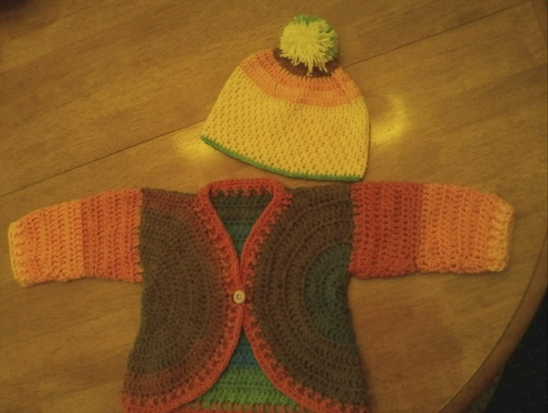 Baby semi circle Sweater and hat-2017-circle-sweater-front-jpg