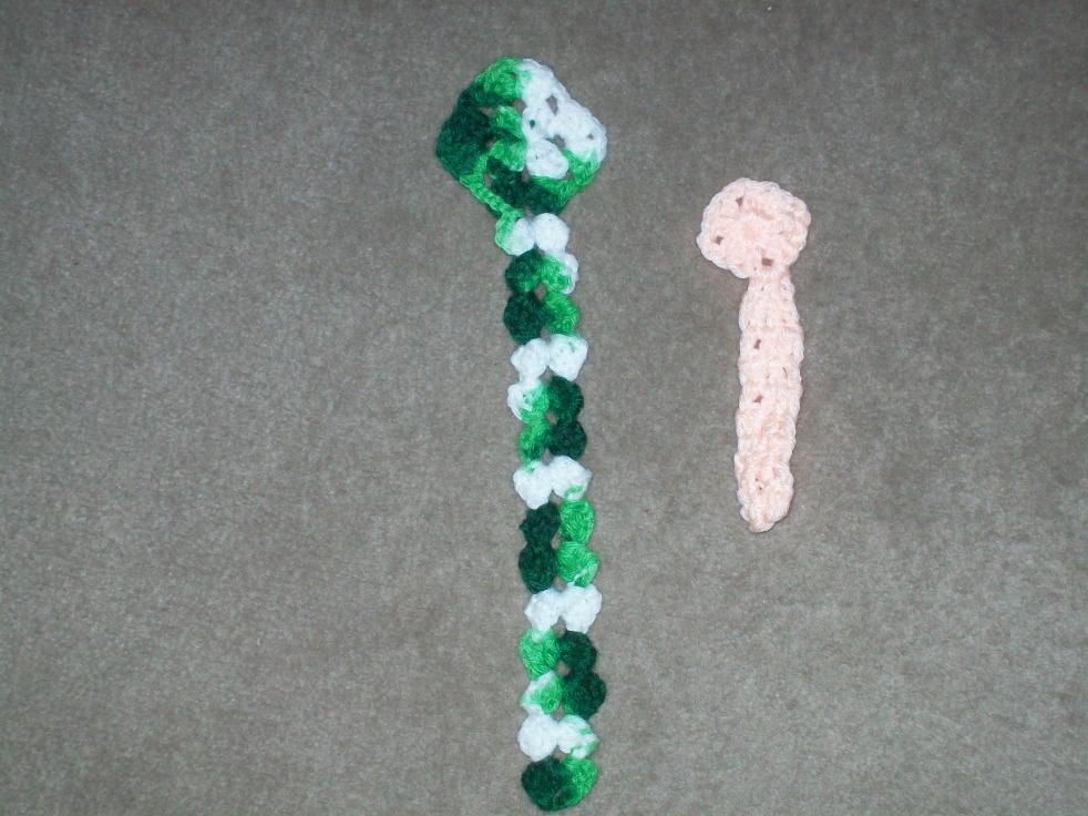 always trying to find FLAT angel decorations, I pass along to the elderly-crocheted-bookmarks-002-jpg