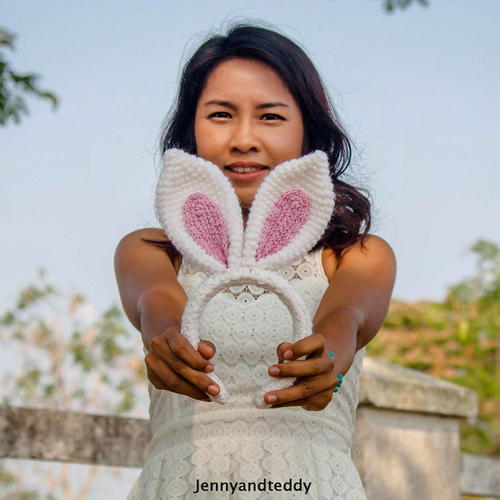 30 Minutes Bunny Ear Headband Free Crochet Pattern (English)-30-minutes-bunny-ear-headband-free-crochet-pattern-jpg