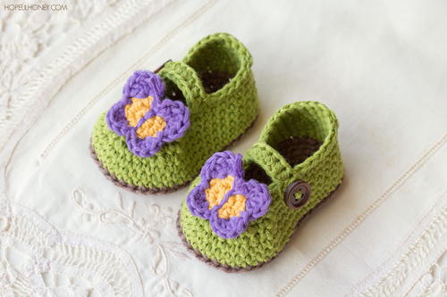 Butterfly Baby Booties Free Crochet Pattern (English)-butterfly-baby-booties-free-crochet-pattern-jpg