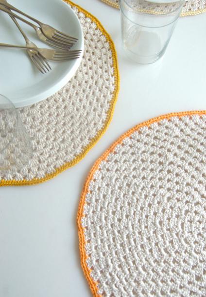 Granny Circle Placemat Free Crochet Pattern (English)-granny-circle-placemat-free-crochet-pattern-jpg
