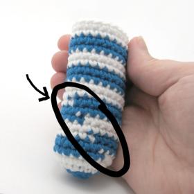 Technique for &quot;Jogless&quot; Stitches crocheting in the round-jogged-stripes-jpg