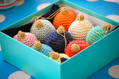 Christmas Bauble Set Free Crochet Pattern (English)-christmas-bauble-set-free-crochet-pattern-jpg