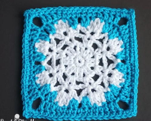 Let It Snow Granny Square Free Crochet Pattern (English)-snow-granny-square-free-crochet-pattern-jpg