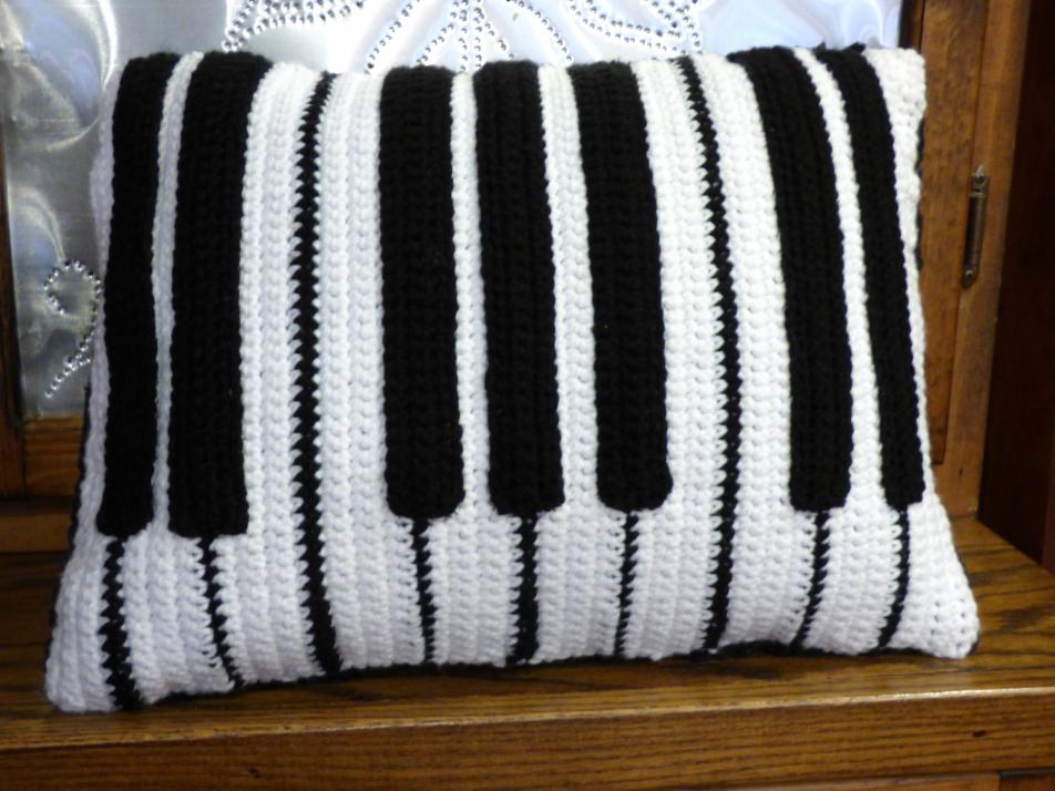 Crochet Projects: What are you working on for November?-piano-key-pillow-savannah-12-2018-jpg