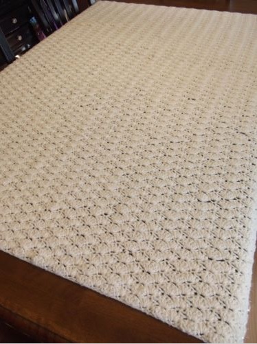 &quot;A SNOWY AFTERNOON&quot;  A great solid off white afghan.  GrannyBlankets.com-white-afghan-blankets-jpg