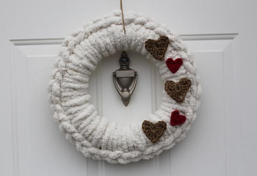 Valentines Heart Wreath Free Crochet Pattern (English)-valentines-heart-wreath-free-crochet-pattern-jpg