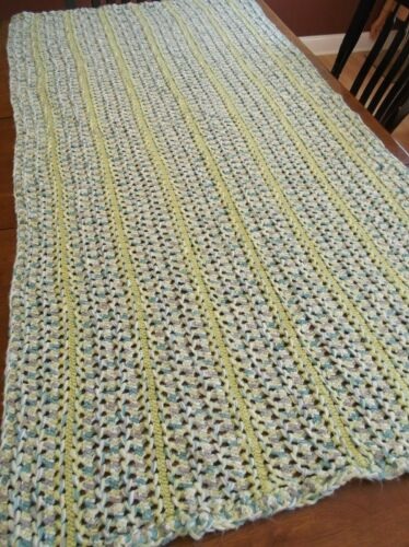 &quot;SOFT SUE&quot; A beautiful and very soft design.  GrannyBlankets.com-handmade-afghan-throws-jpg