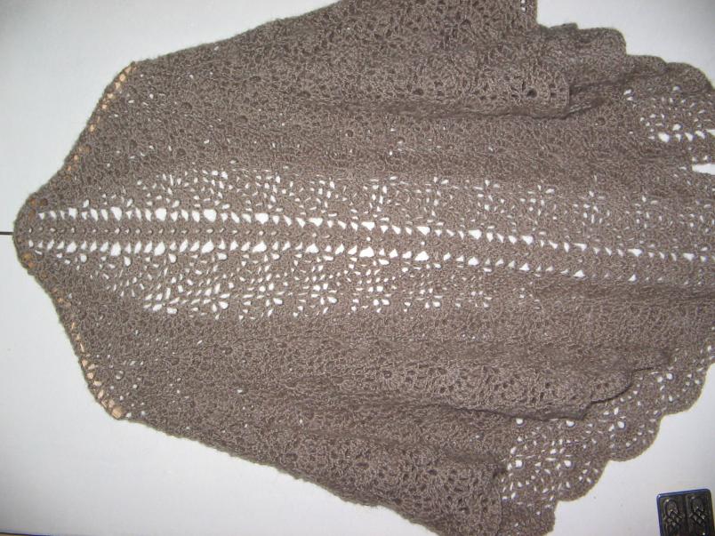 Sell triangular lace shawl-190-93-4-jpg
