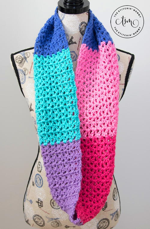 Berry Cakes Infinity Scarf Free Crochet Pattern (English)-berry-cakes-infinity-scarf-free-crochet-pattern-jpg