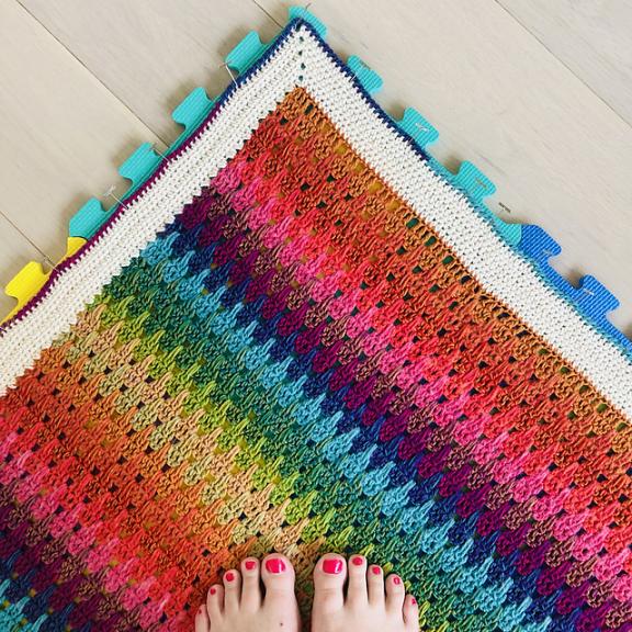 Big Larksfoot Rainbow Blanket-blanket2-jpg
