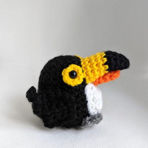 Toucan Amigurumi Free Crochet Pattern (English)-toucan-amigurumi-free-crochet-pattern-jpg