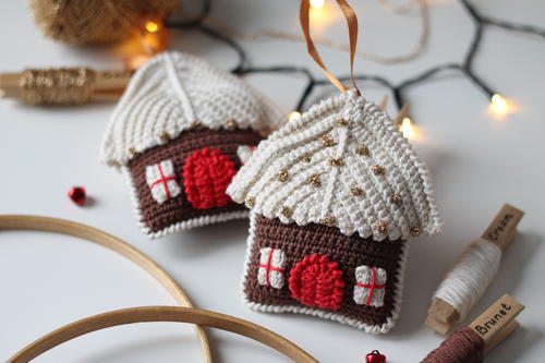 Gingerbread House Amigurumi Free Crochet Pattern (English)-gingerbread-house-amigurumi-free-crochet-pattern-jpg