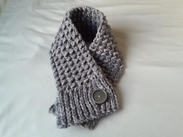 Quick and Comfy Scarf for Women-cowl3-jpg