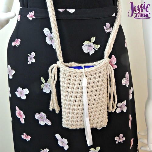 Camera Bag Free Crochet Pattern (English)-camera-bag-free-crochet-pattern-jpg