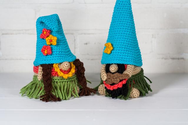 Hula Gnome Couple-a1-jpg