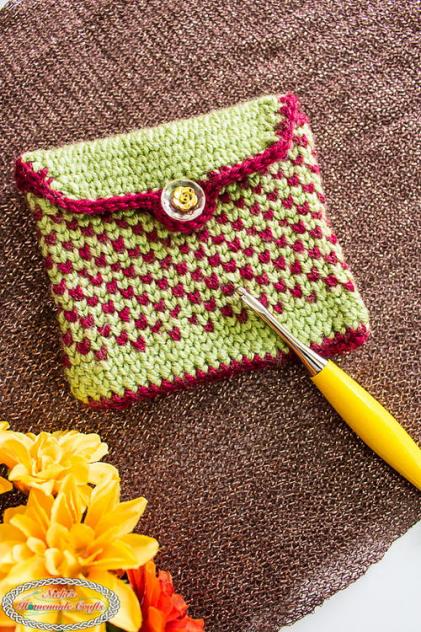 Knit-Like Pouch Free Crochet Pattern (English)-knit-pouch-free-crochet-pattern-jpg
