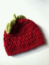 Red Apple Baby Hat Free Crochet Pattern (English)-red-apple-baby-hat-free-crochet-pattern-jpg