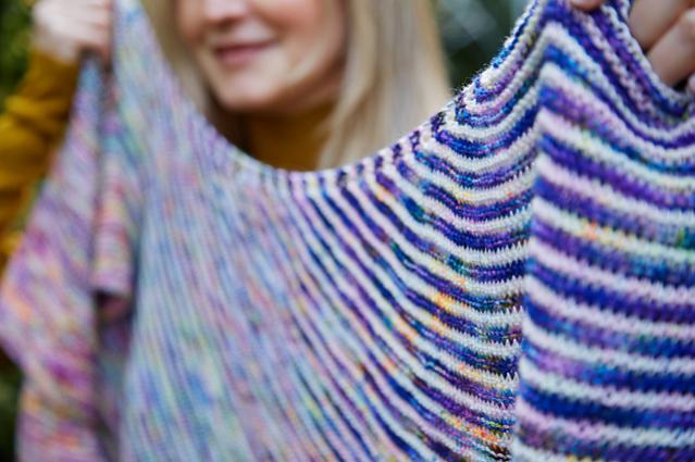 Fading Stripes Shawl, knit-s3-jpg
