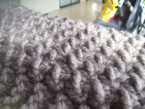 Kanga Ridge Scarf for Adults, knit-a5-jpg