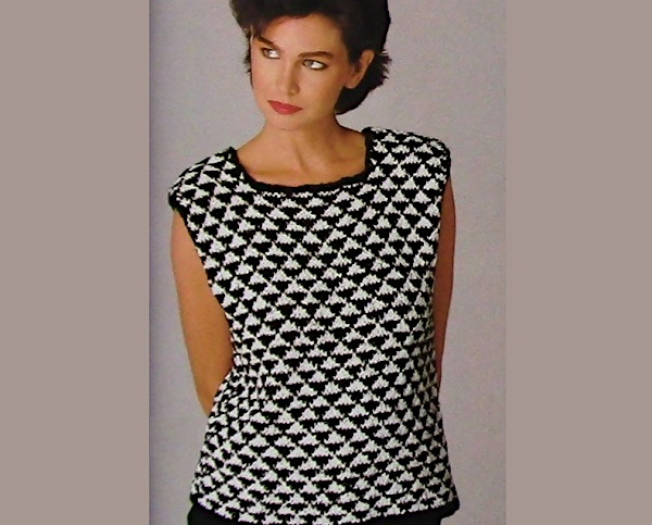Triangle Check Top for Women, S/M/L, knit-d1-jpg