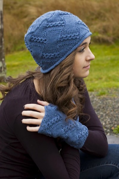 Cabled Entrelac Hat and Fingerless Mitts for Women, knit-c2-jpg