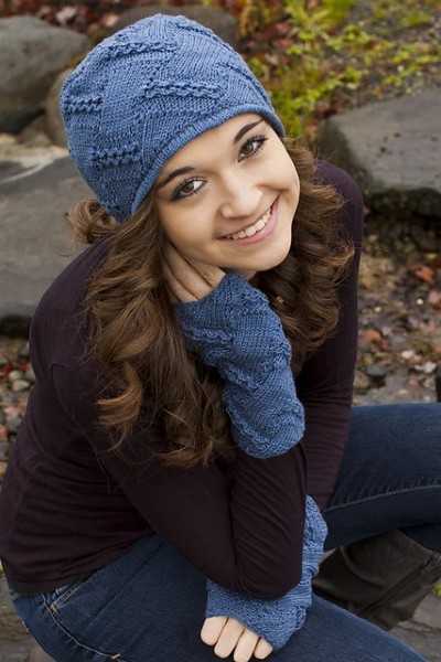Cabled Entrelac Hat and Fingerless Mitts for Women, knit-c3-jpg