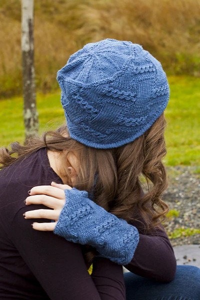 Cabled Entrelac Hat and Fingerless Mitts for Women, knit-c5-jpg
