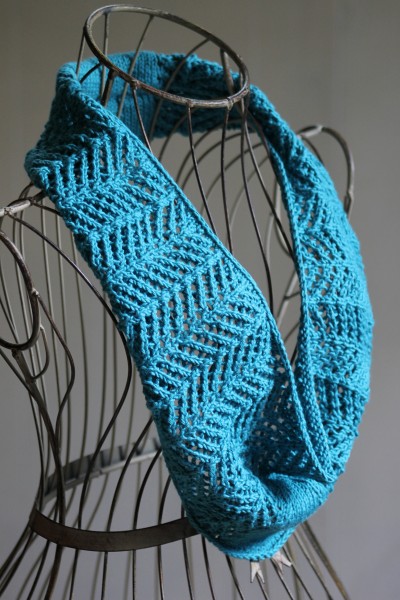 Arrowhead Lace Cowl I and II, knit-c3-jpg