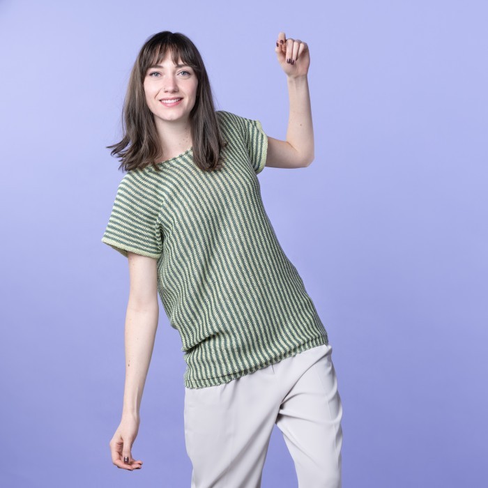 Lynn T-Shirt for Women, S/M/L. knit-d1-jpg
