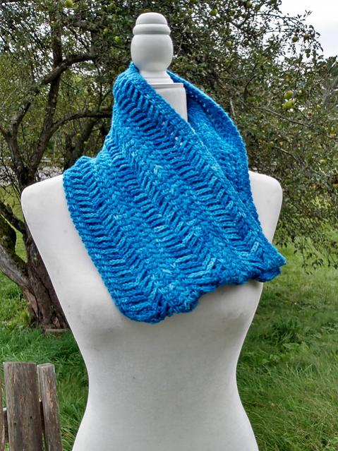 Follow Your Path Cowl for Adults-q3-jpg