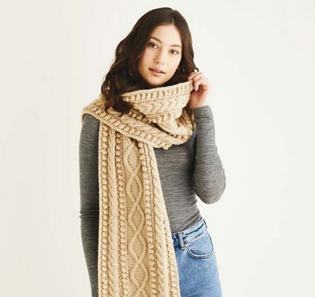 Feminine Aran Wrap, knit-a1-jpg